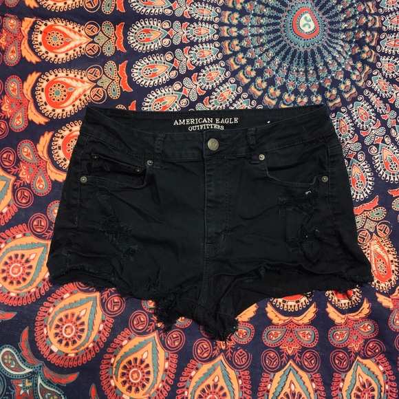 American Eagle Black hi-rise festival Shorts Size 14 - Picture 1 of 3